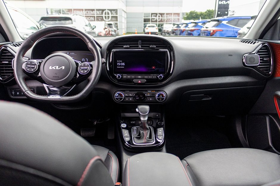 Kia Soul GT-LINE LIMITED CUIR TOIT NAVI 16950KM 2024 1 PROPRIO PAS DE RECLAMTION AU CARFAX