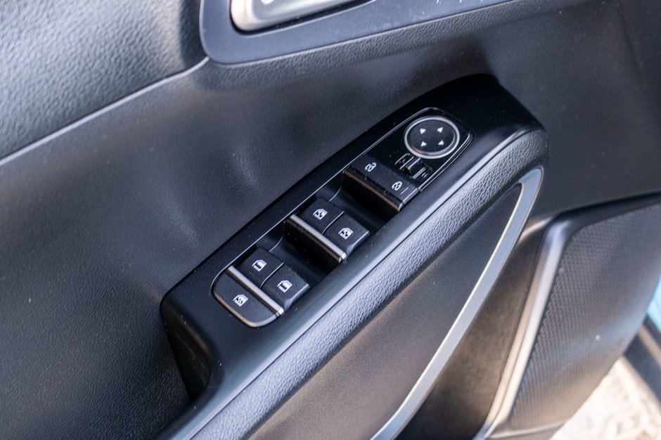 2024 Kia Soul EX AUTOM BLEUE 6857KM WOW RARE 1 OWNER NO CARAFX CLAIM