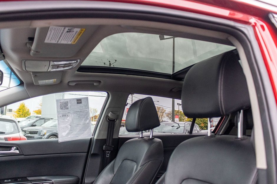 Kia Sportage SX TURBO CUIR TOIT NAV 2017 PAS DE RECLAMATION AU CARFAX