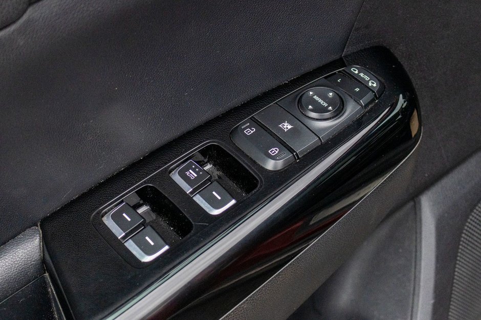 Kia Sportage SX TURBO CUIR TOIT NAV 2017 PAS DE RECLAMATION AU CARFAX