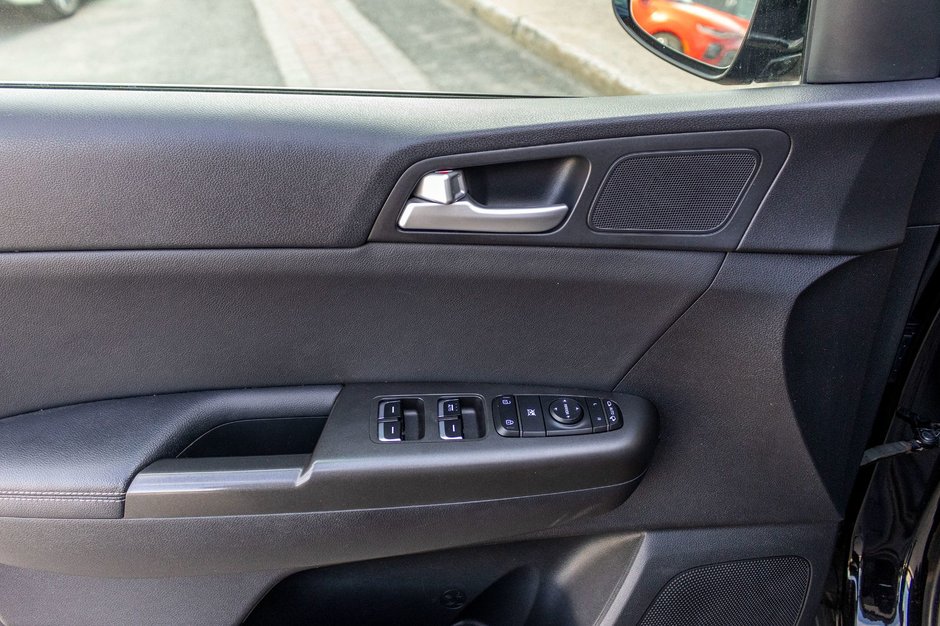 Kia Sportage EX CUIR AWD NOIR 2019 1 PROPRIO PAS DE RECLAMATION AU CARFAX