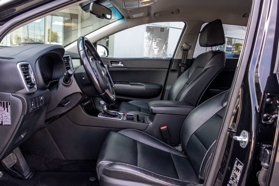 Kia Sportage EX CUIR AWD NOIR 2019 1 PROPRIO PAS DE RECLAMATION AU CARFAX