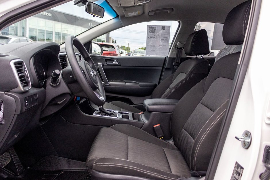 Kia Sportage LX BLANC 68856KM SEULEMENT 2021 1 PROPRIO