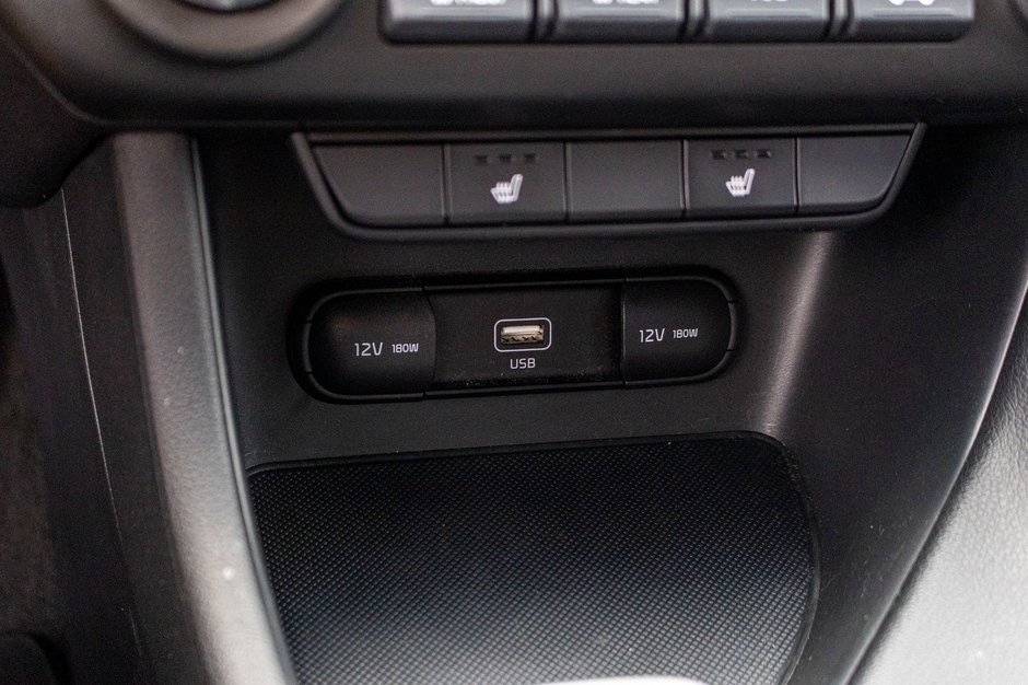 Kia Sportage LX BLANC 68856KM SEULEMENT 2021 1 PROPRIO