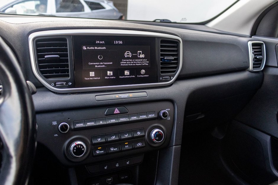 Kia Sportage EX TOIT AWD BLANC 55825KM 2022 1 PROPRIO PAS DE RECLAMATION AU CARFAX