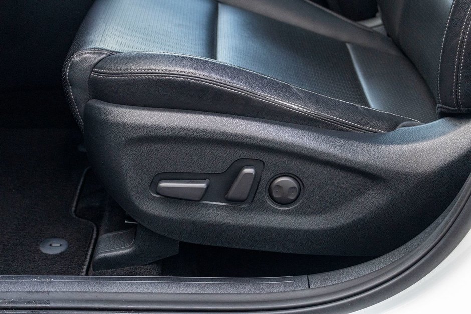 Kia Sportage EX PREMIUM S AWD CUIR TOIT BLANC 2022 1 PROPRIO