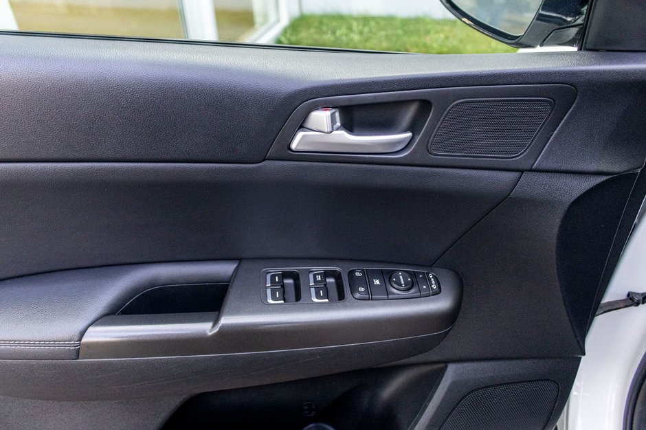 Kia Sportage EX PREMIUM S AWD CUIR TOIT BLANC 2022 1 PROPRIO