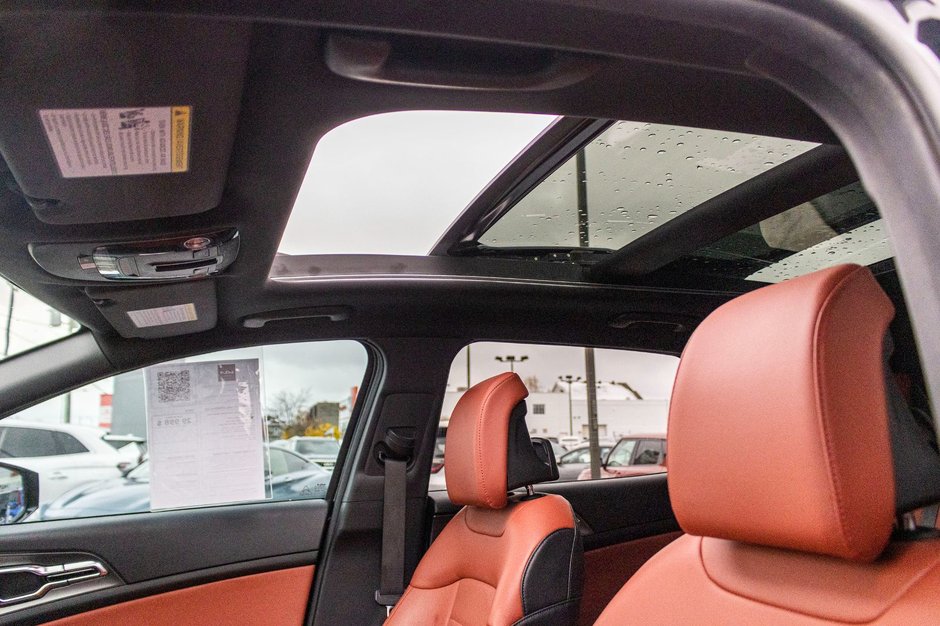 Kia Sportage EX PREMIUM AWD TOIT NAV 2023 NOIR INT ROUGE WOW