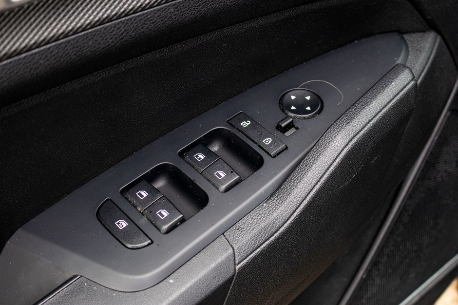 Kia Sportage LX AWD NOIR 18462KM 2023 PAS DE RECLAMATION AU CARFAX