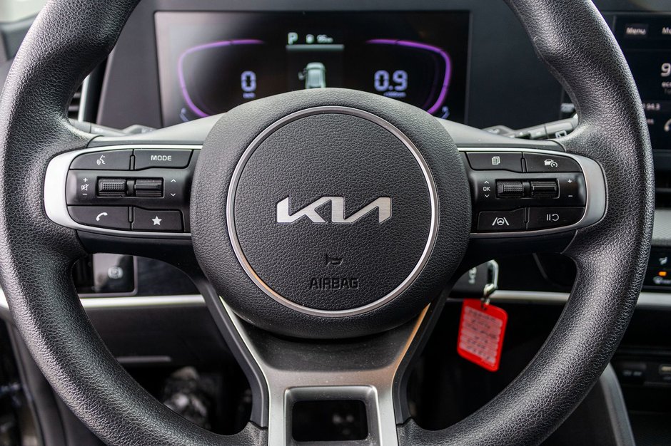 Kia Sportage LX AWD NOIR 18462KM 2023 PAS DE RECLAMATION AU CARFAX