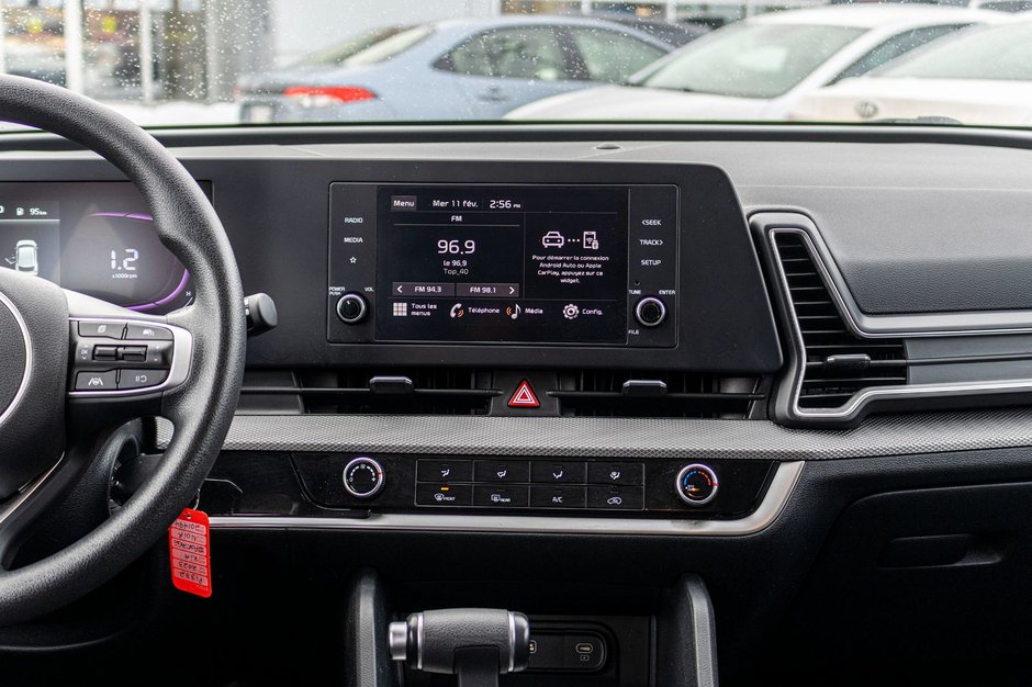 Kia Sportage LX AWD NOIR 18462KM 2023 PAS DE RECLAMATION AU CARFAX