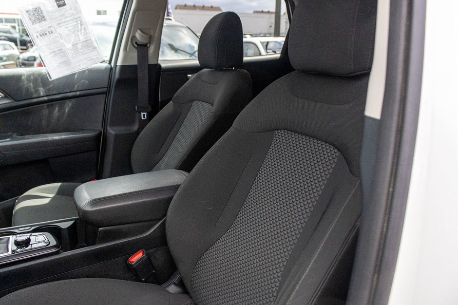 Kia Sportage LX AWD BLANC 2275KM 2024 PAS DE RECLAMATION AU CARFAX