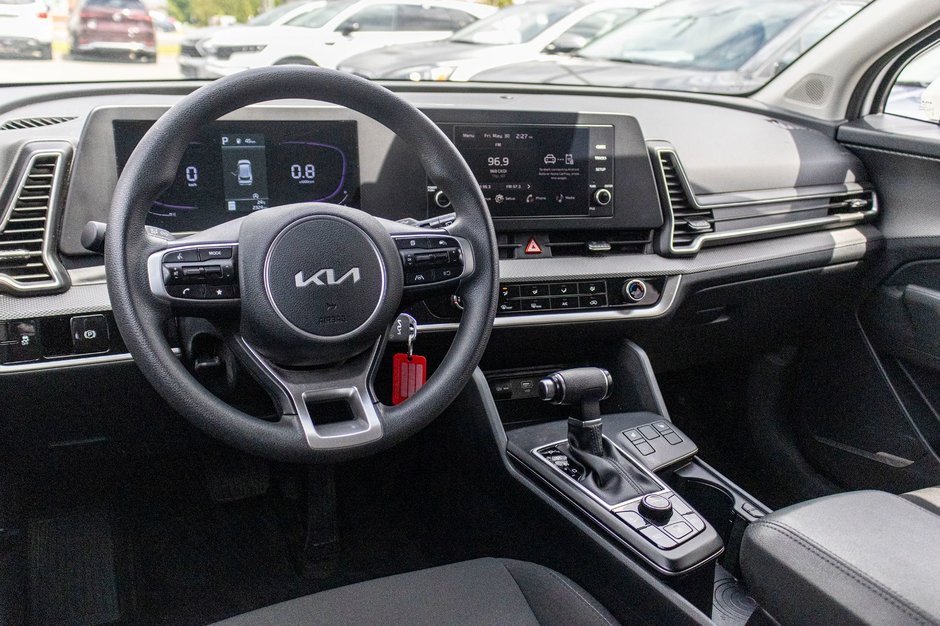 Kia Sportage LX AWD BLANC 2275KM 2024 PAS DE RECLAMATION AU CARFAX