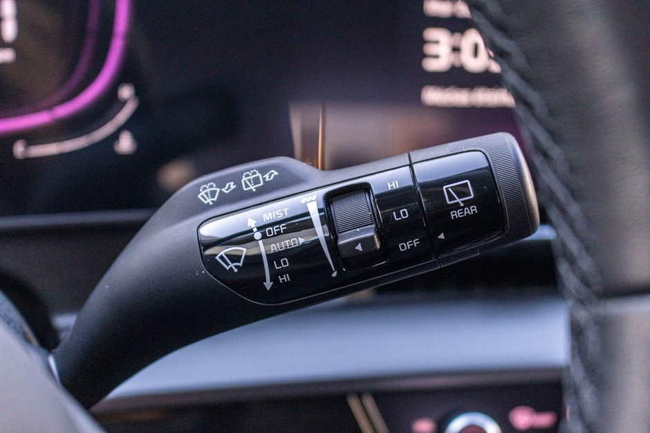 Kia Sportage EX AWD BLANC CUIR TOIT NAV 38001KM 2024 1 PROPRIO PAS DE RECLAMATION AU CARFAX