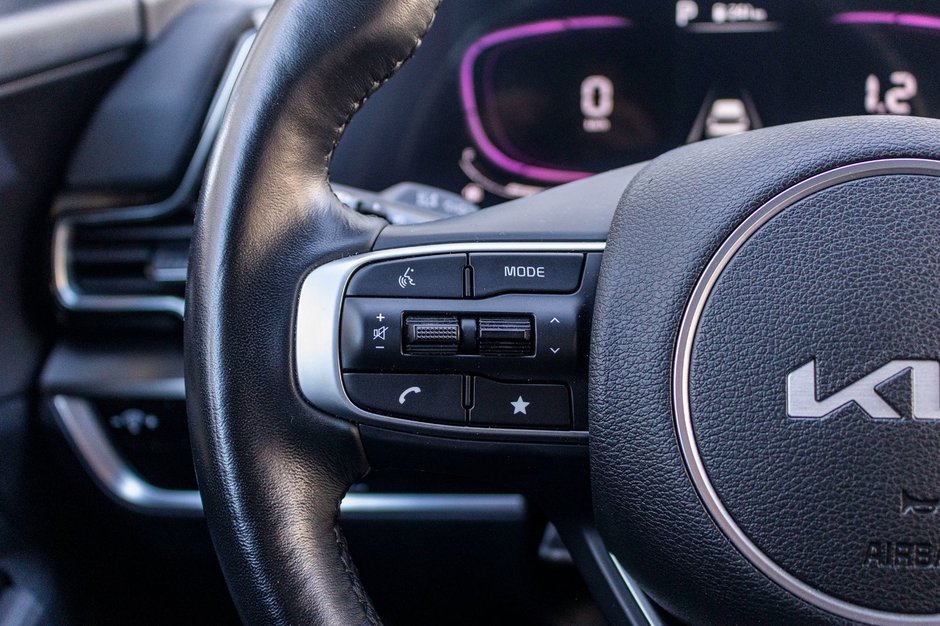 Kia Sportage EX AWD BLANC CUIR TOIT NAV 38001KM 2024 1 PROPRIO PAS DE RECLAMATION AU CARFAX