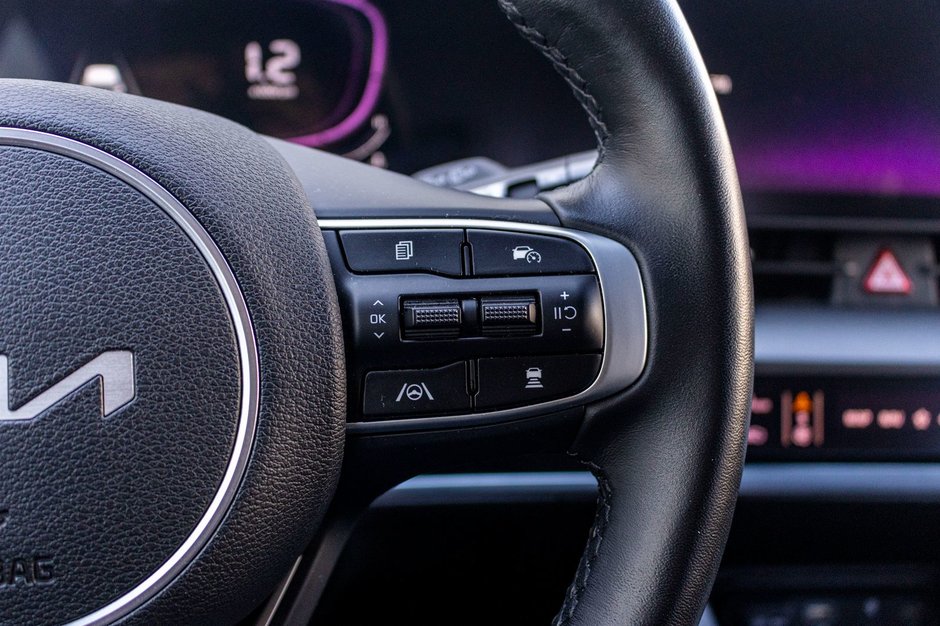 Kia Sportage EX AWD BLANC CUIR TOIT NAV 38001KM 2024 1 PROPRIO PAS DE RECLAMATION AU CARFAX