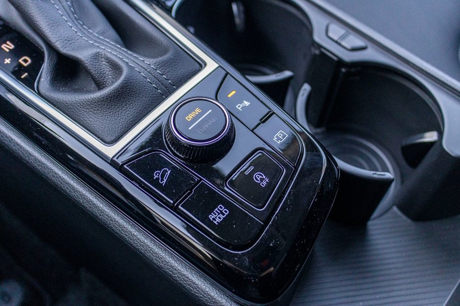 Kia Sportage EX AWD BLANC CUIR TOIT NAV 38001KM 2024 1 PROPRIO PAS DE RECLAMATION AU CARFAX