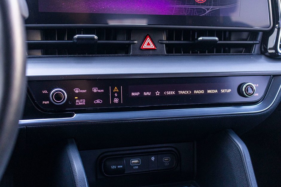 Kia Sportage EX AWD BLANC CUIR TOIT NAV 38001KM 2024 1 PROPRIO PAS DE RECLAMATION AU CARFAX