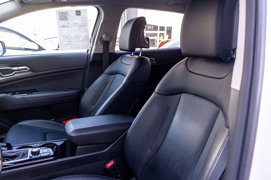 Kia Sportage EX AWD BLANC CUIR TOIT NAV 38001KM 2024 1 PROPRIO PAS DE RECLAMATION AU CARFAX