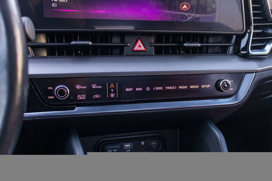 Kia Sportage EX PREMIUM BLANC CUIR ROUGE WOW 2025 PAS DE RECLAMATION AU CARFAX