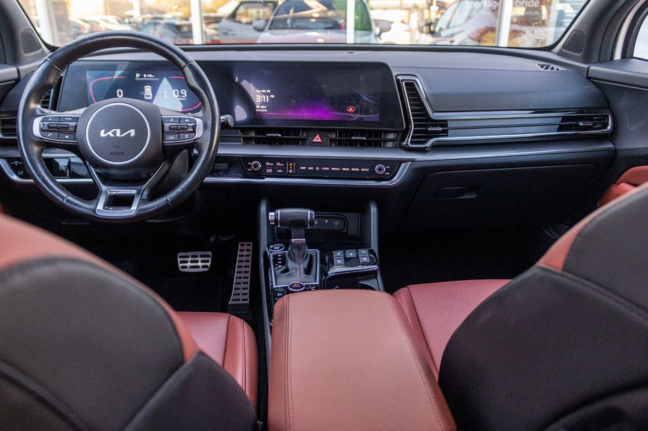 Kia Sportage EX PREMIUM BLANC CUIR ROUGE WOW 2025 PAS DE RECLAMATION AU CARFAX