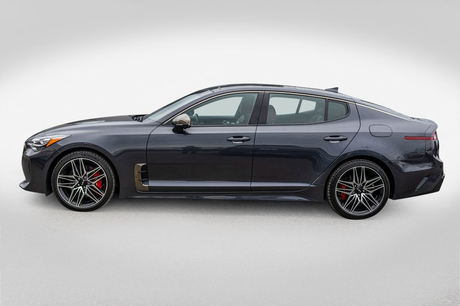 Kia Stinger GT ELITE RARE AWD CUIR ROUGE TOIT BAS KILO 2023