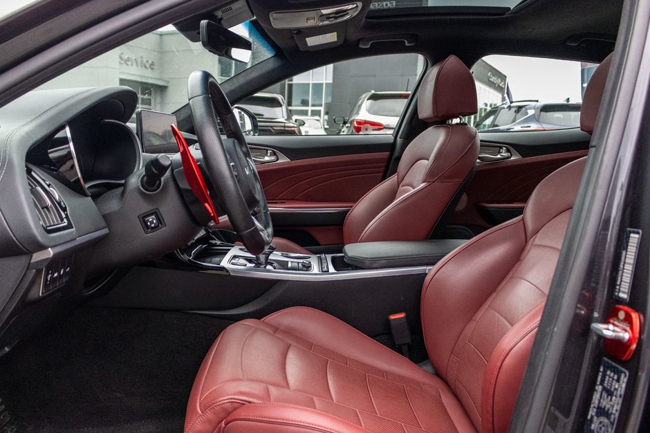 Kia Stinger GT ELITE RARE AWD CUIR ROUGE TOIT BAS KILO 2023