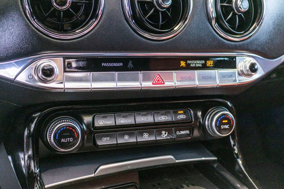 2023 Kia Stinger GT ELITE GRIS MAT CUIR ROUGE WOW 1 OWNER NO CARFAX CLAIM