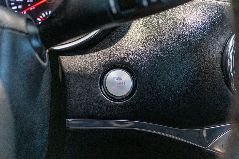 2023 Kia Stinger GT ELITE GRIS MAT CUIR ROUGE WOW 1 OWNER NO CARFAX CLAIM