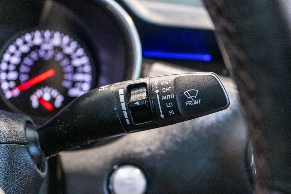 2023 Kia Stinger GT ELITE GRIS MAT CUIR ROUGE WOW 1 OWNER NO CARFAX CLAIM