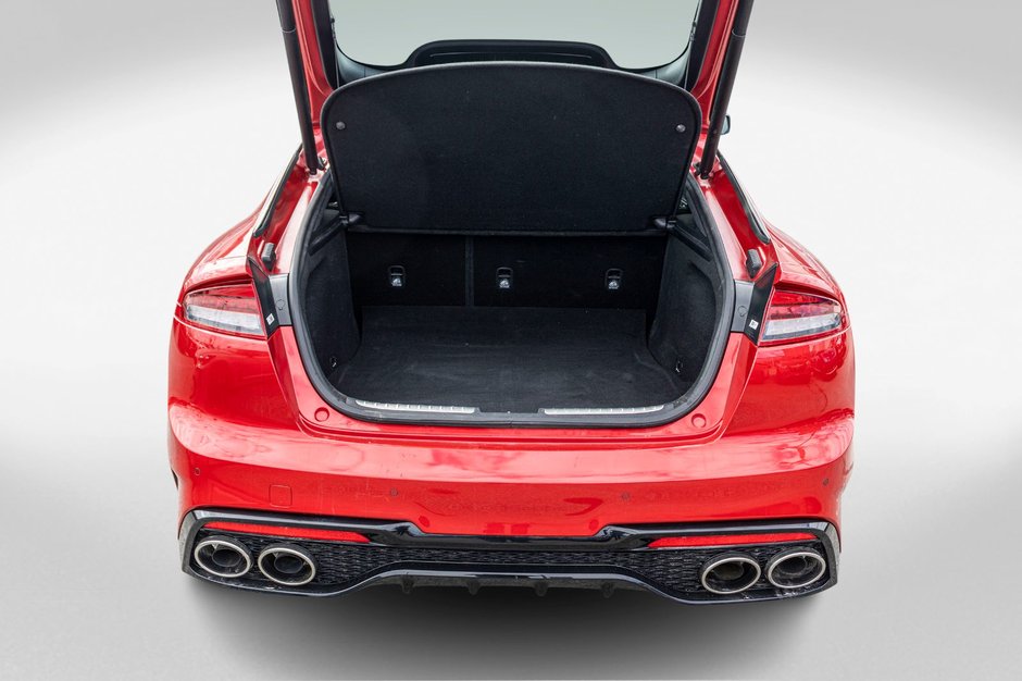 2023 Kia Stinger GT ELITE AWD CUIR TOIT ROUGE BAS KILO 1 OWNER