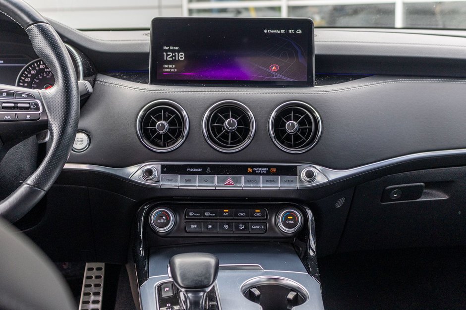 2023 Kia Stinger GT ELITE AWD CUIR TOIT ROUGE BAS KILO 1 OWNER