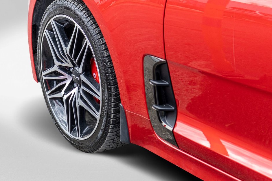 2023 Kia Stinger GT ELITE AWD CUIR TOIT ROUGE BAS KILO 1 OWNER