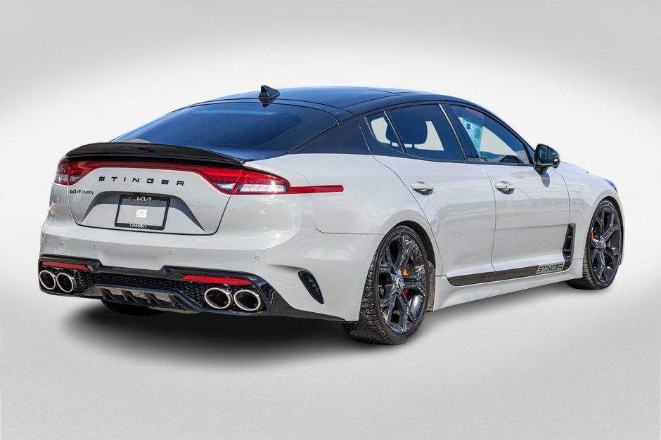 Kia Stinger EDITION SPECIALE  AWD GRIS CUIR ROUGE 2023 1 PROPRIO PAS DE RECLAMATION AU CARFAX