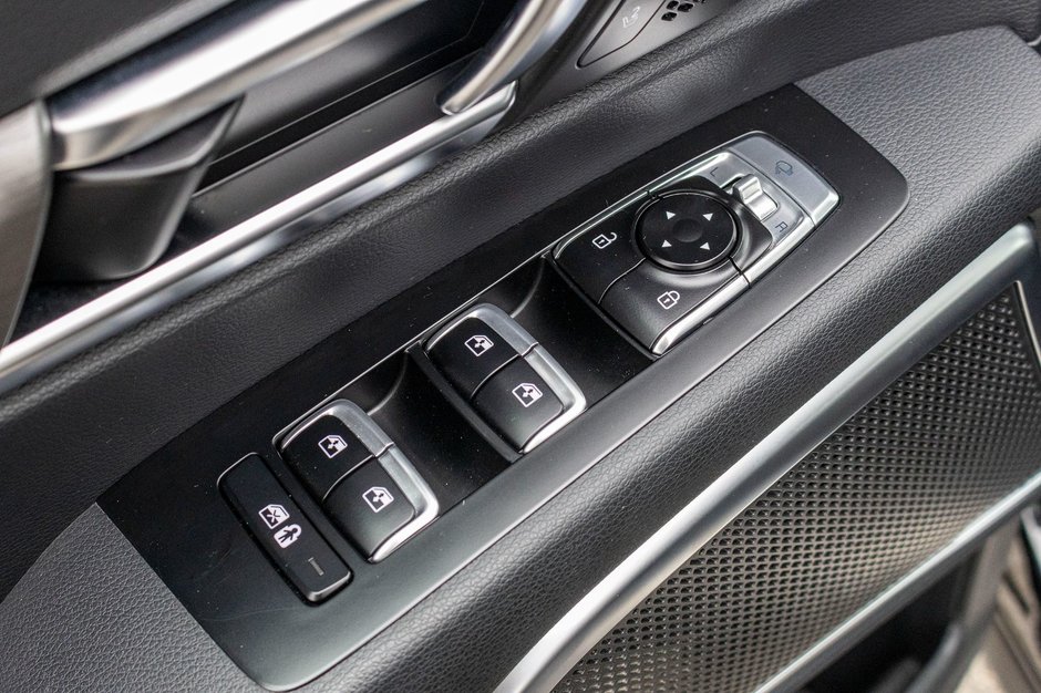 Kia Telluride XPRO RARE CUIR TOIT NAV 2023 PAS DE RECLAMATION AU CARFAX