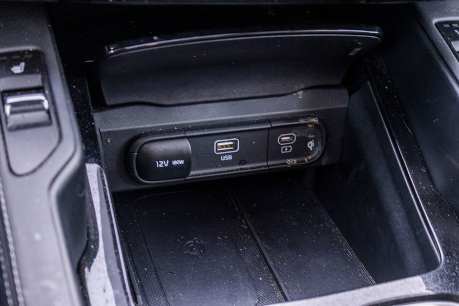 Kia Telluride EX BLANC CUIR TOIT 30250KM WOW 2023 1 PROPRIO PAS DE RECLAMATION AU CARFAX