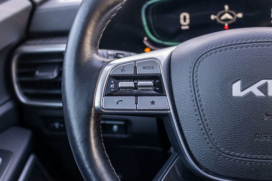 Kia Telluride EX BLANC CUIR TOIT 30250KM WOW 2023 1 PROPRIO PAS DE RECLAMATION AU CARFAX