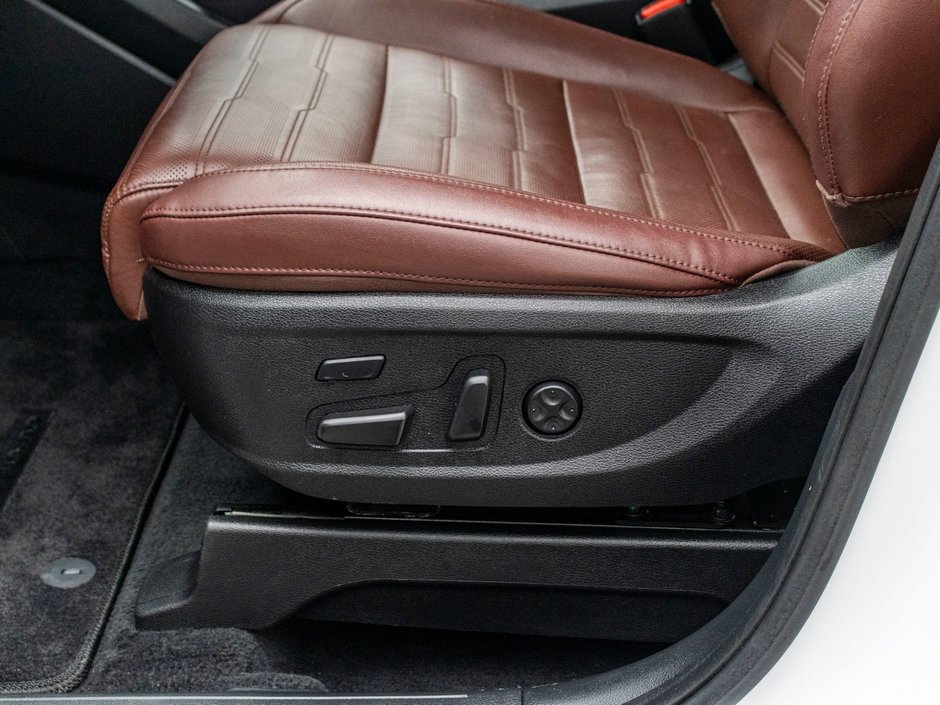 Kia Telluride SX LIMITED BLANC CUIR ROUGE RARE 2023