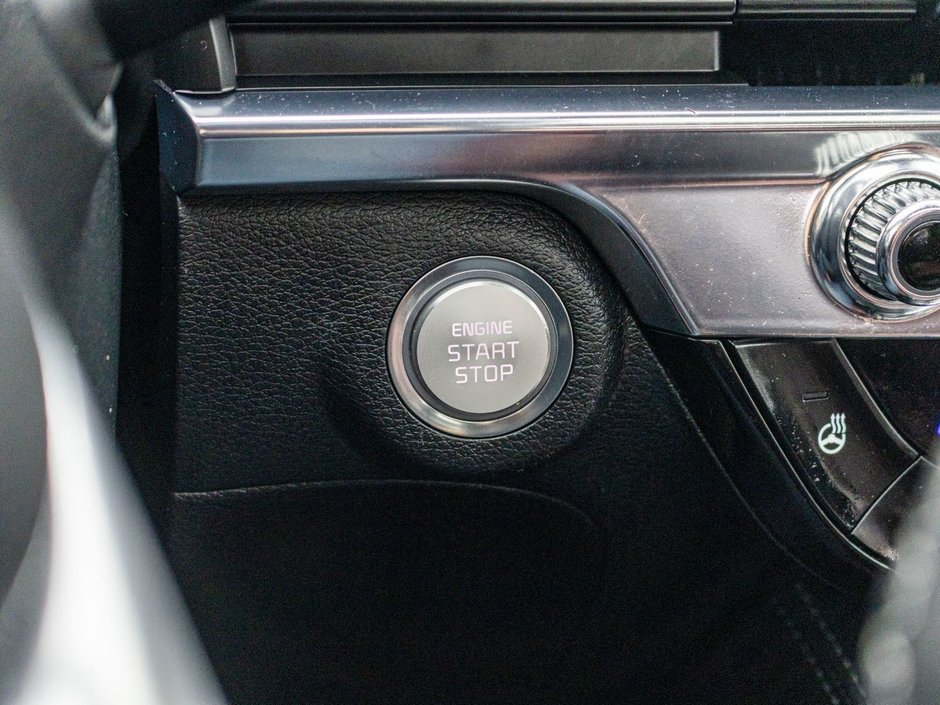 Kia Telluride SX LIMITED BLANC CUIR ROUGE RARE 2023