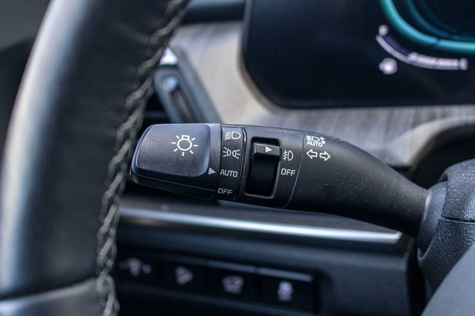 Kia Telluride RARE EX AWD BLANC CUIR TOIT 2025 1 PROPRIO PAS DE RECLAMATIOM AU CARFAX