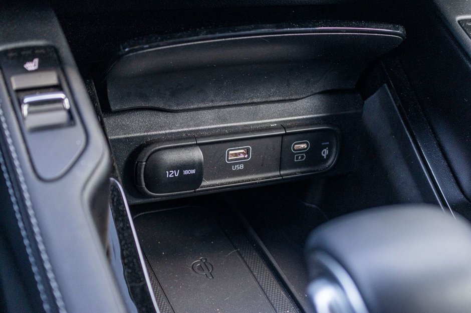 Kia Telluride RARE EX AWD BLANC CUIR TOIT 2025 1 PROPRIO PAS DE RECLAMATIOM AU CARFAX