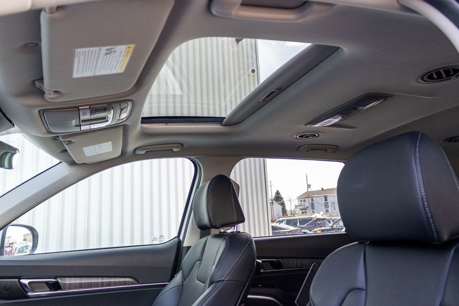 Kia Telluride RARE EX AWD BLANC CUIR TOIT 2025 1 PROPRIO PAS DE RECLAMATIOM AU CARFAX