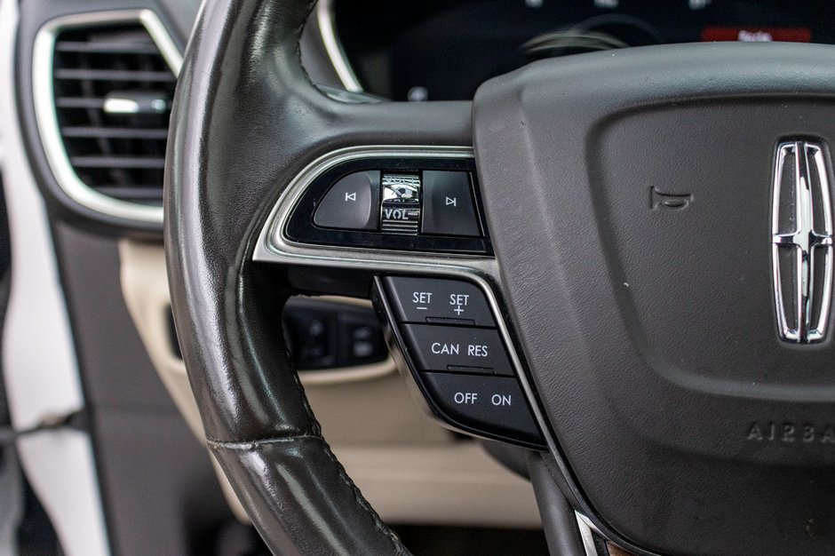 2019 Lincoln Nautilus RESERVE AWD BLANC CUIR TOIT NAVI NO CARFAX CLAIM