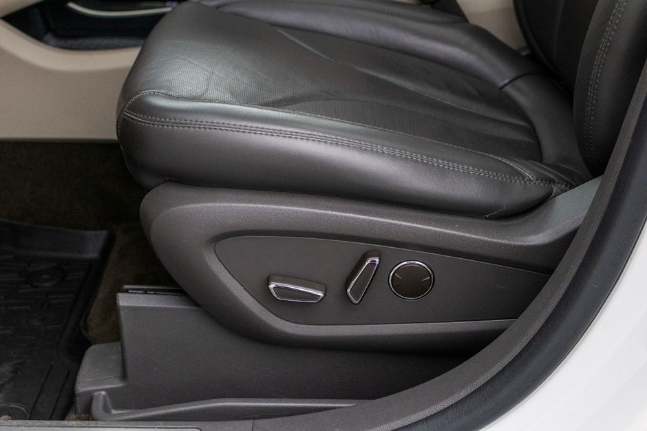 2019 Lincoln Nautilus RESERVE AWD BLANC CUIR TOIT NAVI NO CARFAX CLAIM