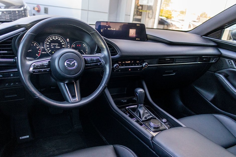 2024 Mazda 3 Sport GS LUXE AWD CUIR TOIT CAMERA BAS KILO 1 OWNER NO CARFAX CLAIM