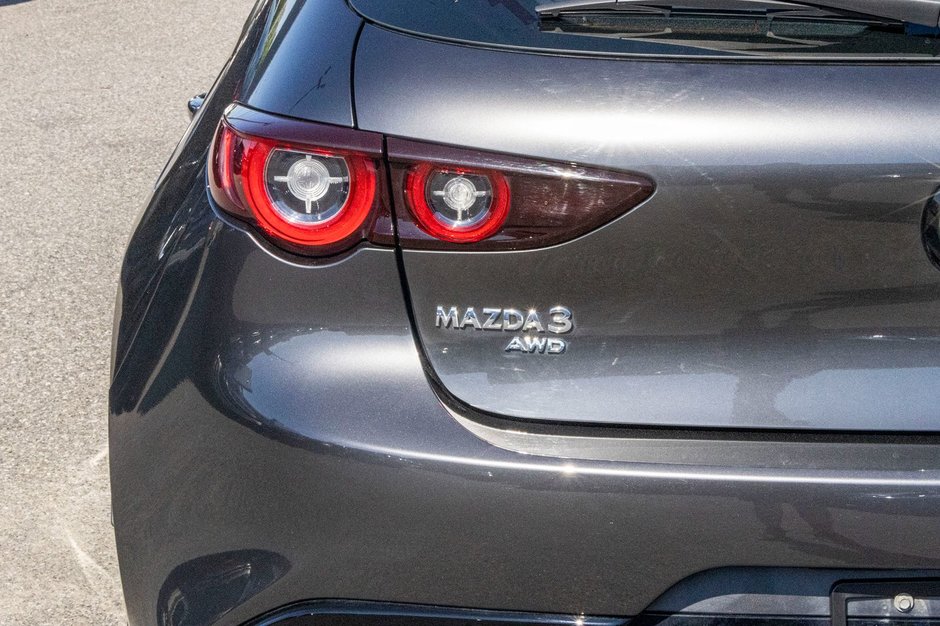 2024 Mazda 3 Sport GS LUXE AWD CUIR TOIT CAMERA BAS KILO 1 OWNER NO CARFAX CLAIM