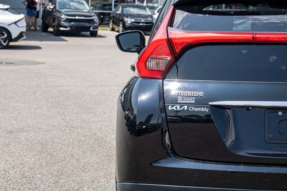 2019 Mitsubishi ECLIPSE CROSS BLACK EDITION + AWD