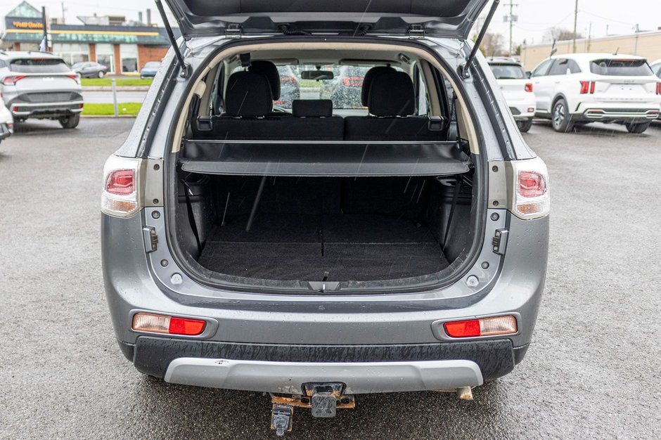 2015 Mitsubishi Outlander SE V6 AWD 7 PASSAGERS