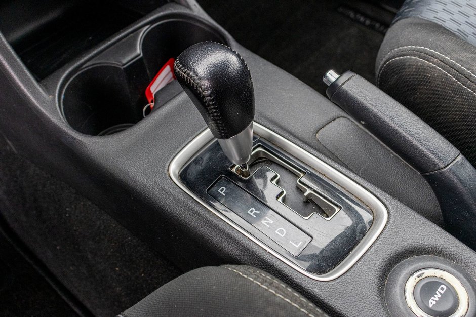 2015 Mitsubishi Outlander SE V6 AWD 7 PASSAGERS