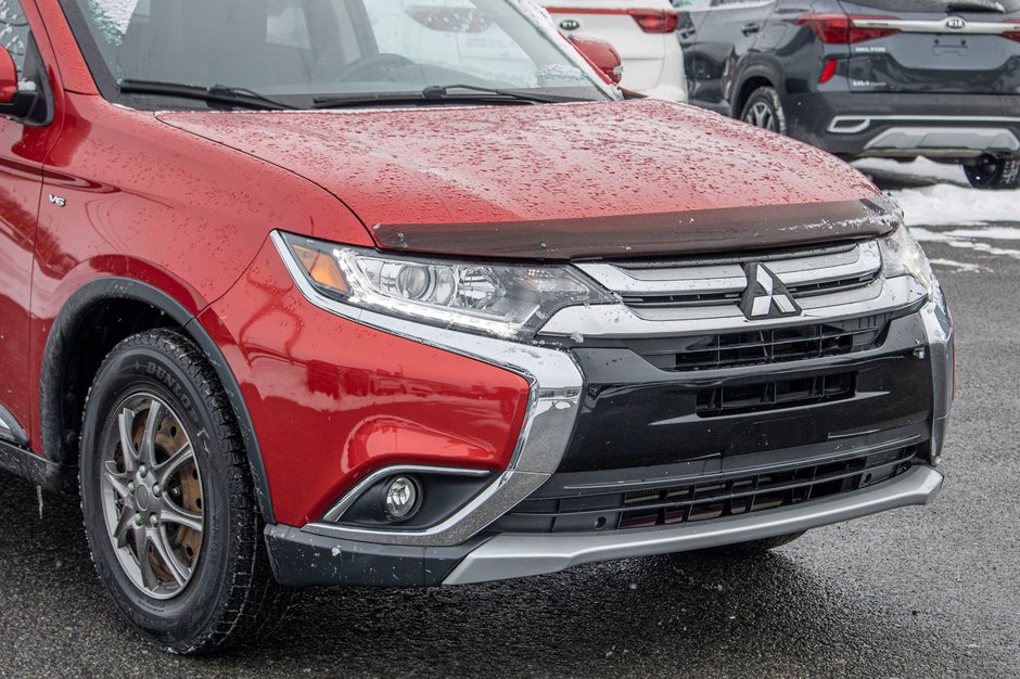 2017 Mitsubishi Outlander SE + AWD